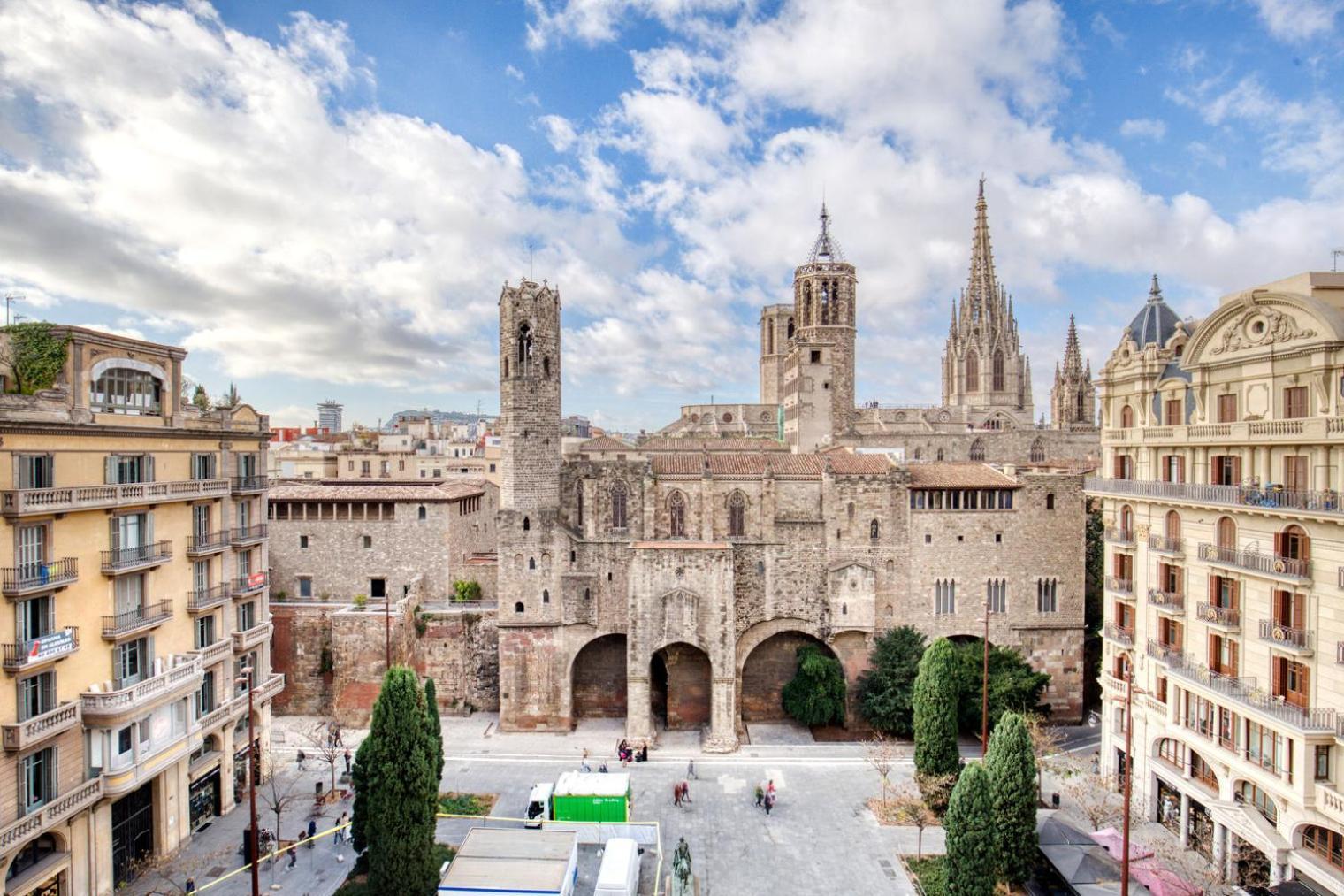 Blueground El Born Cathedral Views Bcn-126 Apartamento Barcelona